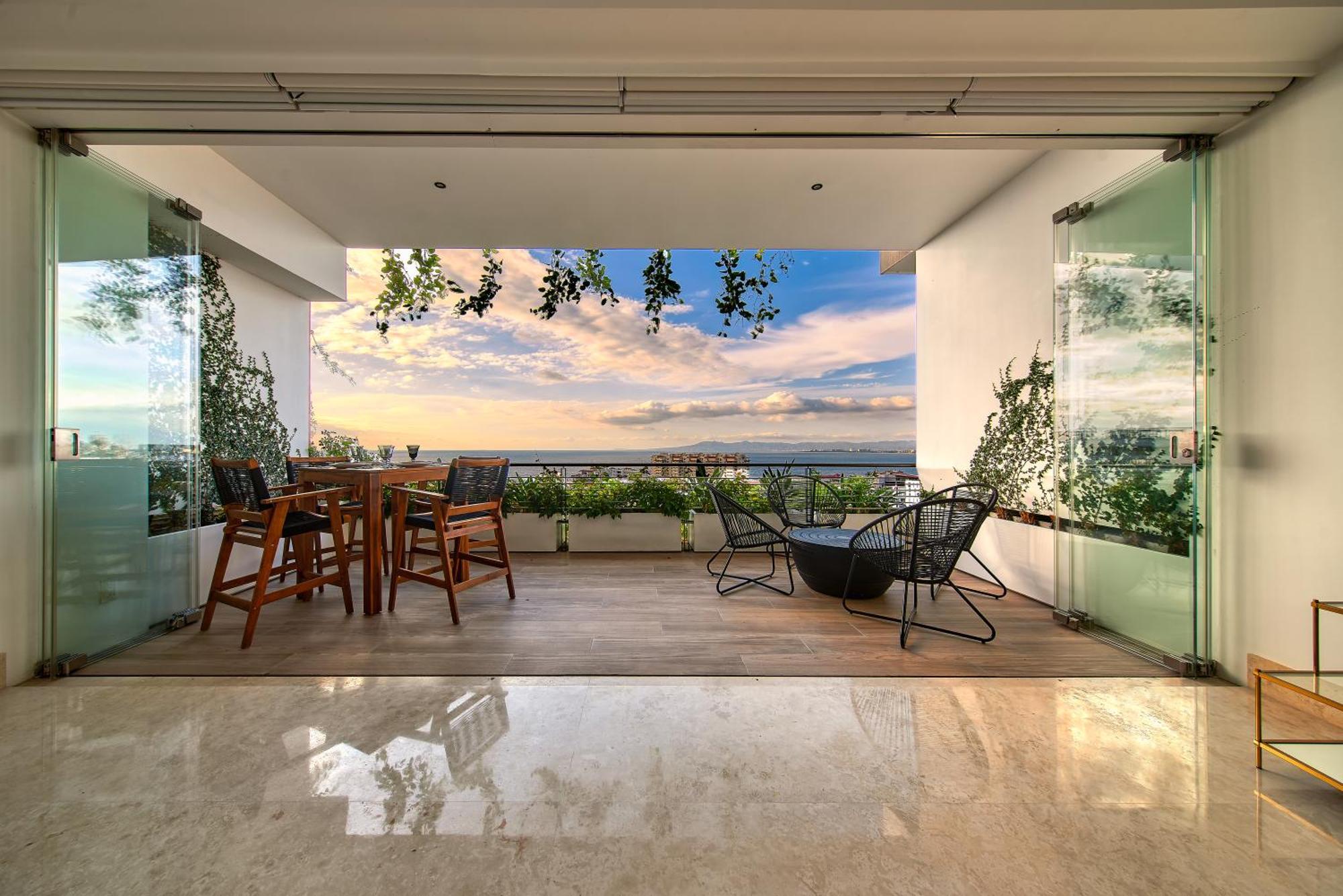 Maxwell Residences Romantic Zone Puerto Vallarta Exterior photo