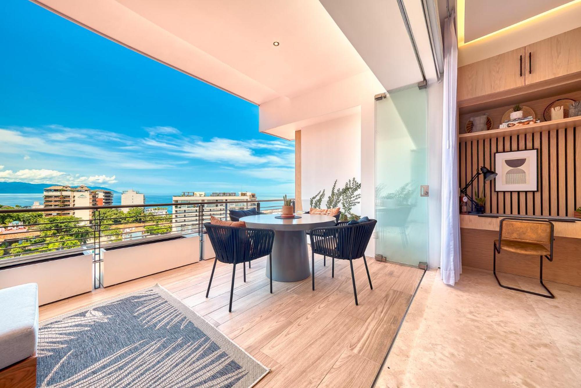 Maxwell Residences Romantic Zone Puerto Vallarta Exterior photo