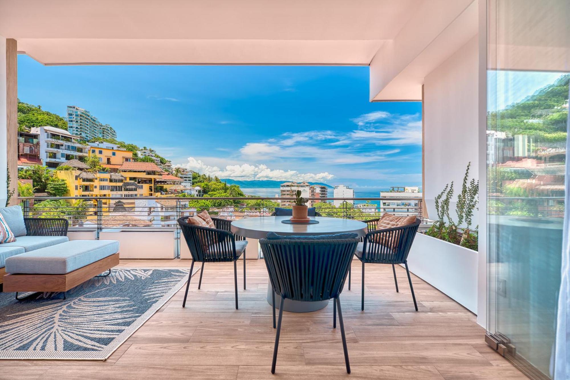Maxwell Residences Romantic Zone Puerto Vallarta Exterior photo